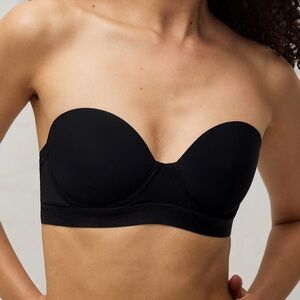Elegant Black Strapless Bandeau